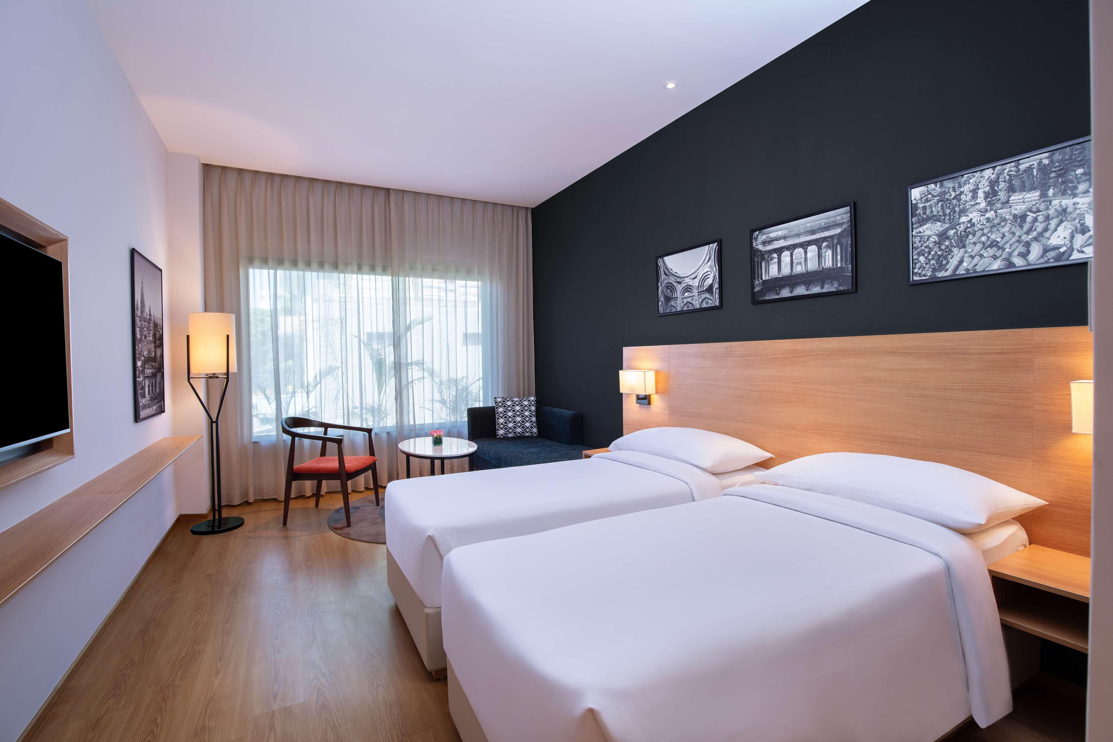 Park Inn By Radisson Gwalior Exterior foto
